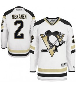 NHL Matt Niskanen Pittsburgh Penguins Authentic 2014 Stadium Series Reebok Jersey - White